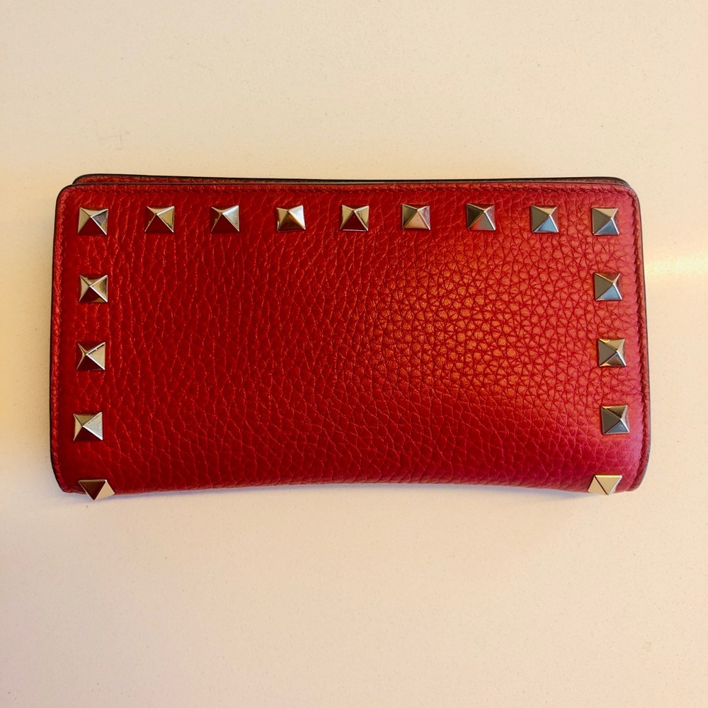 Valentino Rockstud Wallet- Great Condition!